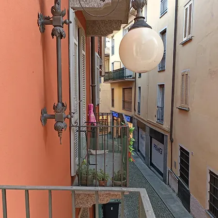 At The Lägenhet Intra